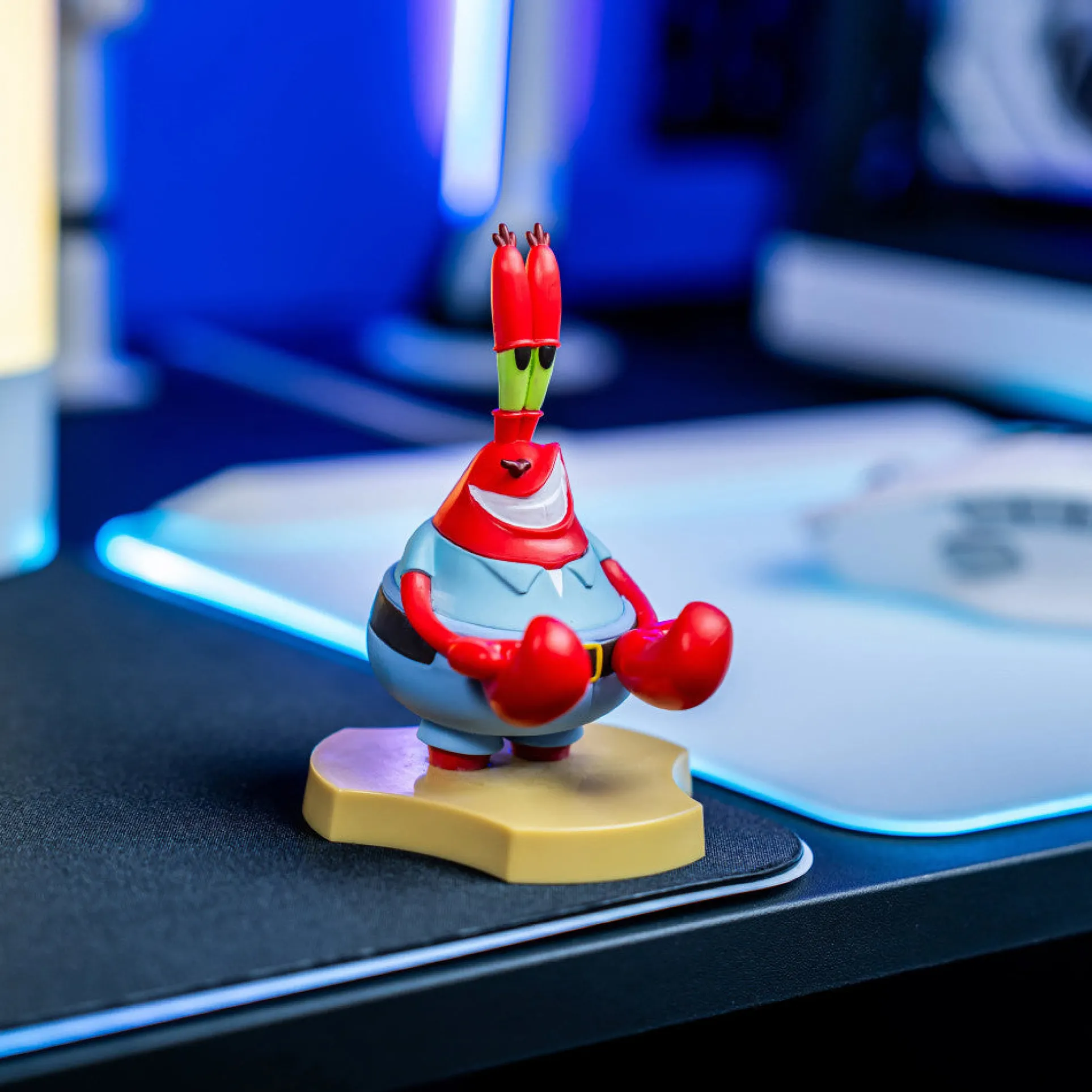 Exquisite Gaming SpongeBob Mr. Krabs Phone & Earbud Holder