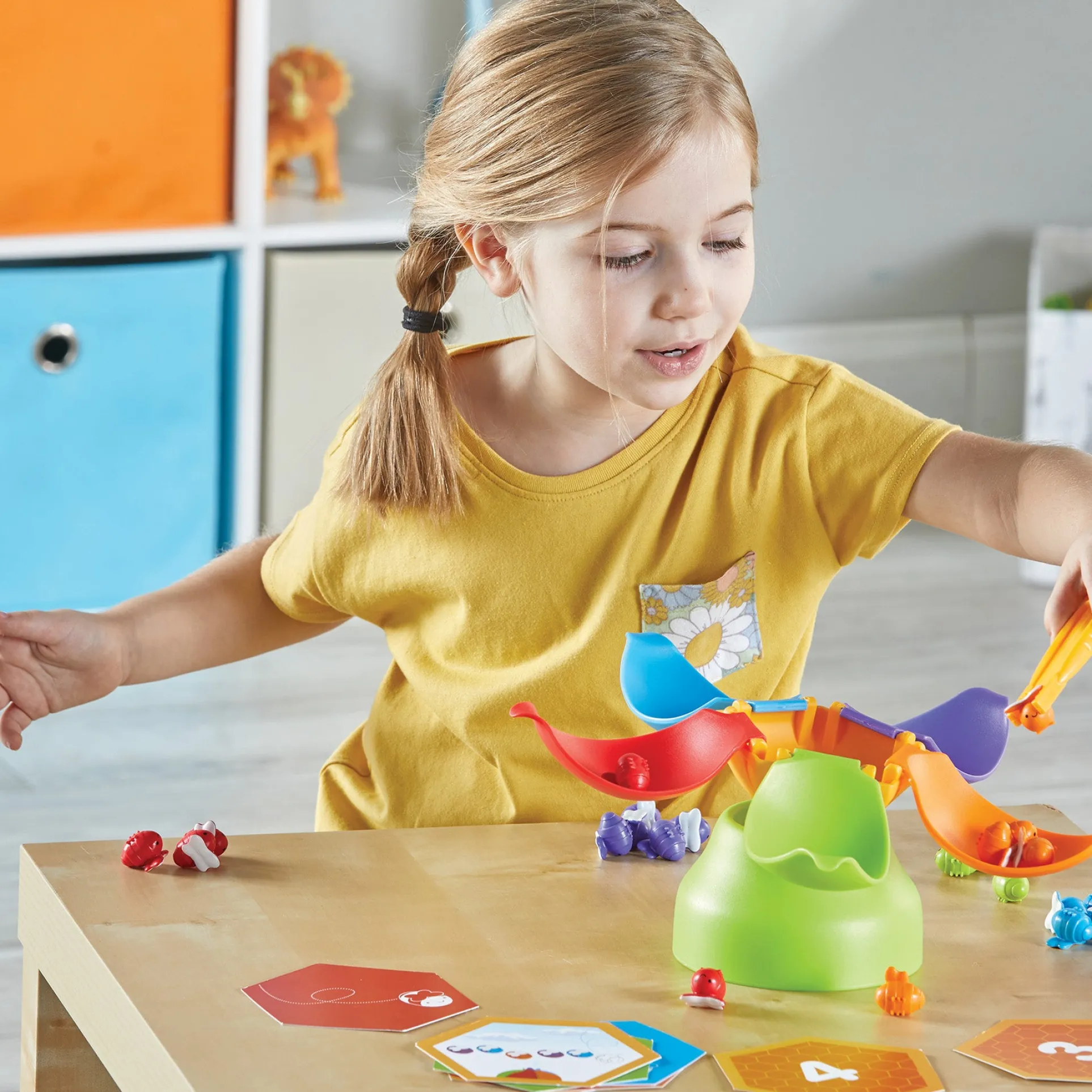 Learning Resources Balancing Bees Fine Motor Sorting Set - Eco-Friendly Learning Toy