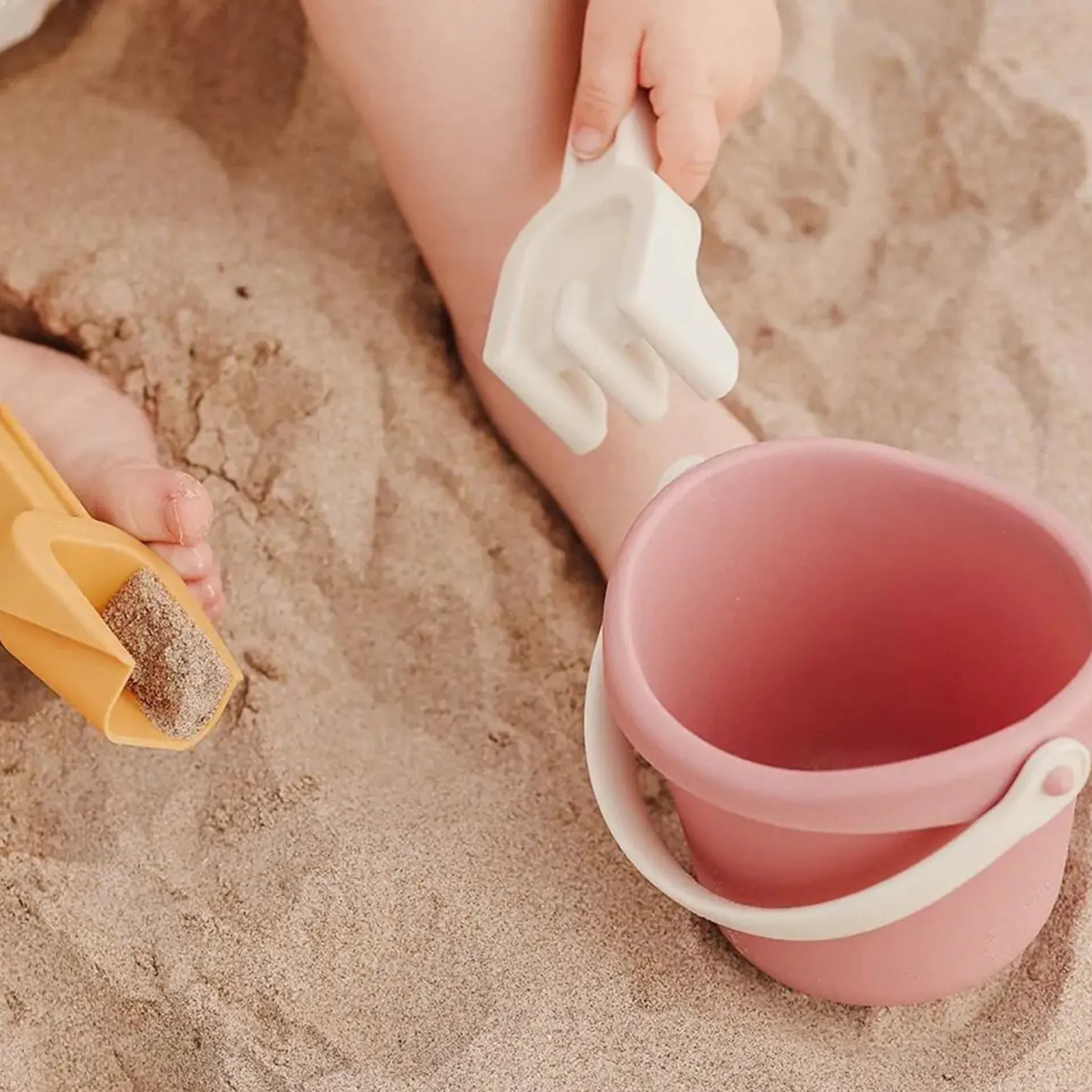 Miniland ECO Baby Sand Set, Pastel Colors, 4 Pieces Per Set, 2 Sets