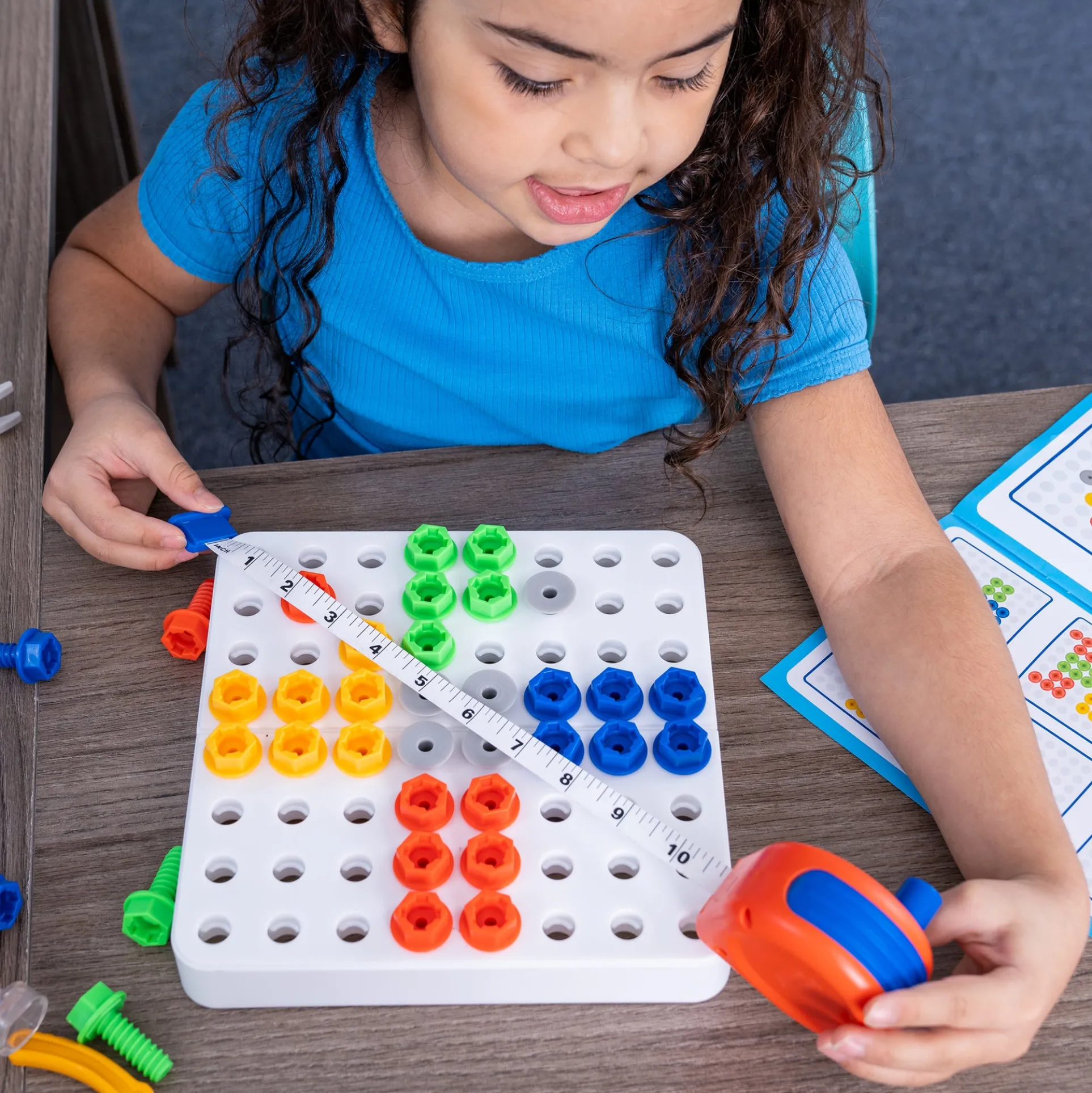 Educ “Educational Insights Design & Drill Toolbox - Vibrant STEM Toy Kit”